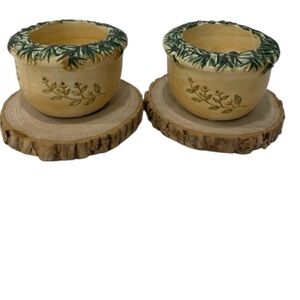 Set of 2 Yankee Candle Exclusive Ceramic Tea Light Holder with Leaf-Berry Design